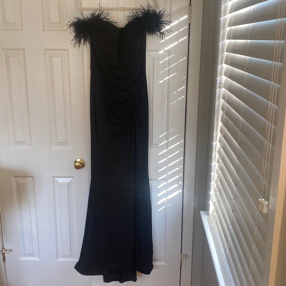 NOCTURNE LONG SLIT DRESS WITH FEATHERS - Picture 3 of 7